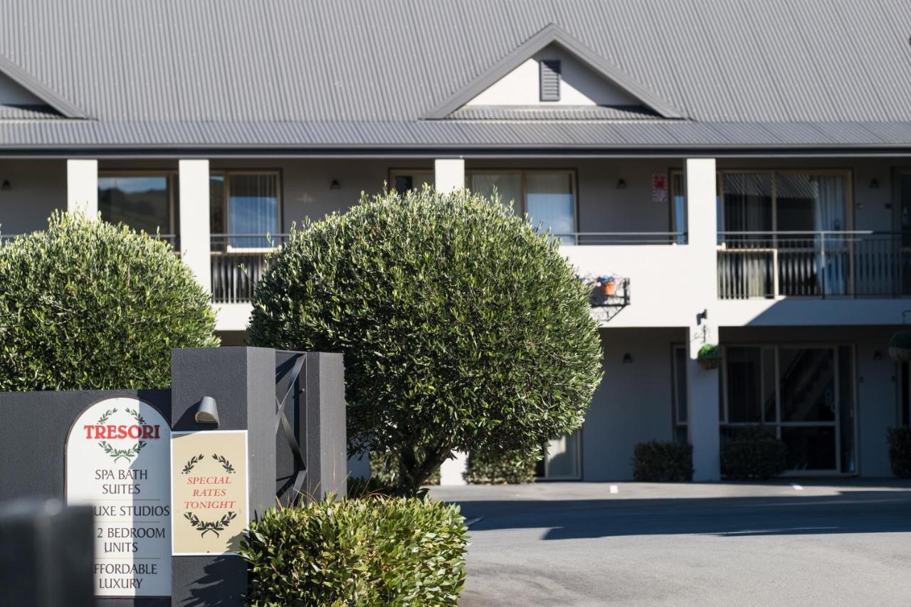 Tresori Motor Lodge Akaroa Eksteriør bilde