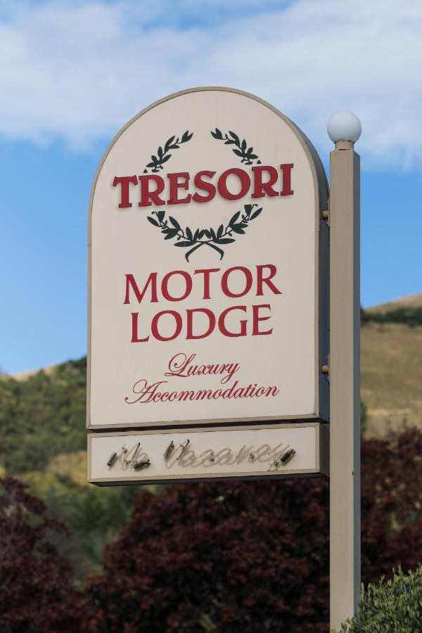 Tresori Motor Lodge Akaroa Eksteriør bilde